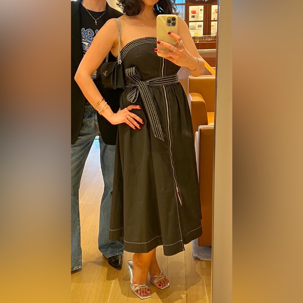 Elegant Black Strapless Dress